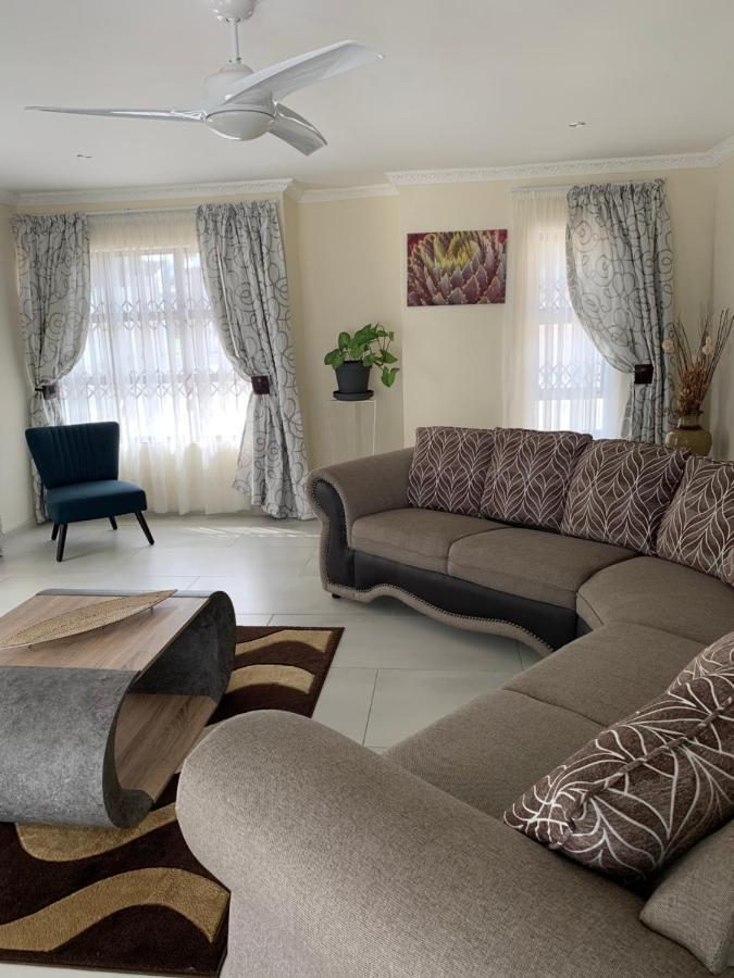 Bed and Breakfast Sea Breeze On 62 East London Zewnętrze zdjęcie