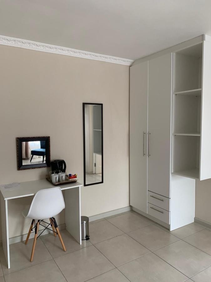 Bed and Breakfast Sea Breeze On 62 East London Zewnętrze zdjęcie